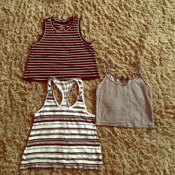 3 stripped crop tops - Picture 1 of 1