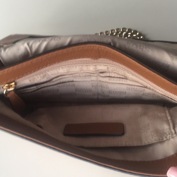 Michael Kors Purse - Picture 4 of 5