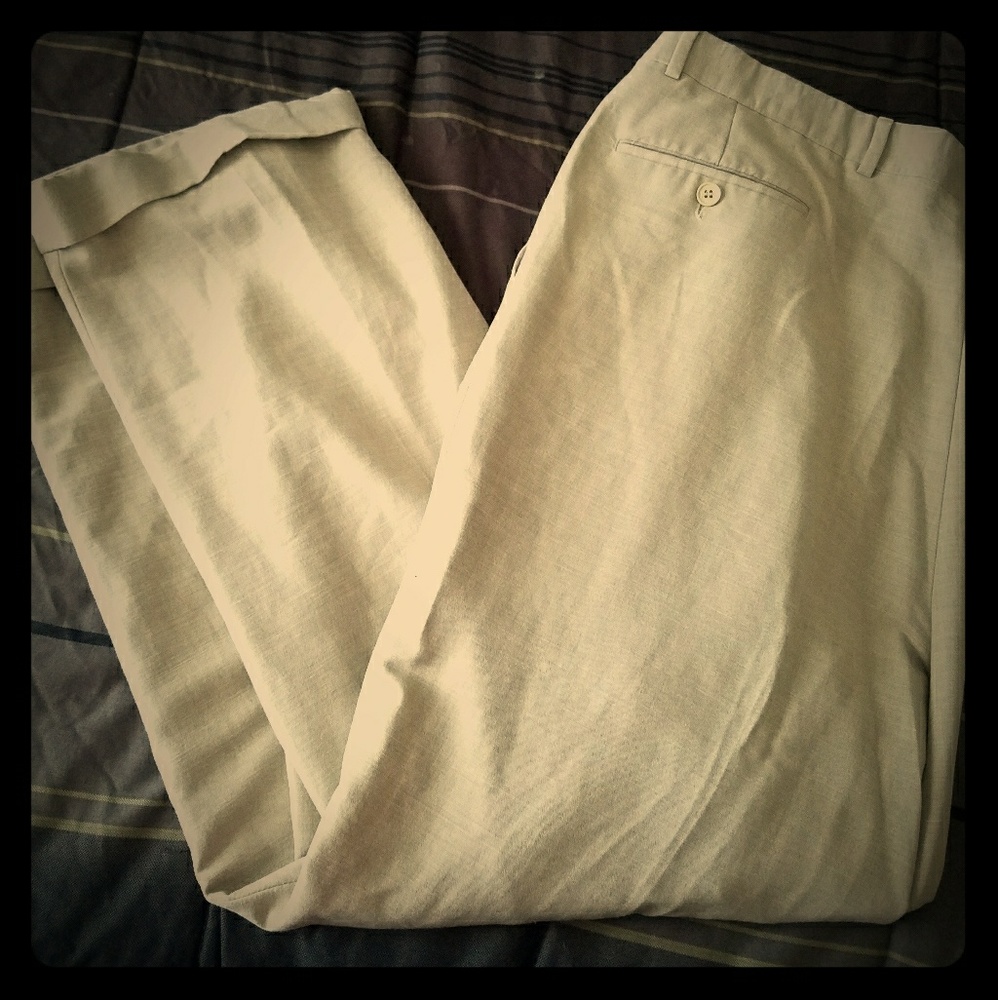 Men's Bachrach Khaki linen pants