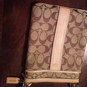 Purses!!!!! Pocket books!!!!!