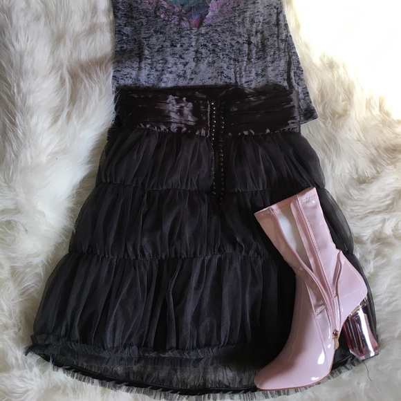 Twelve by Teelve Gray Chiffon Skirt - Picture 1 of 5