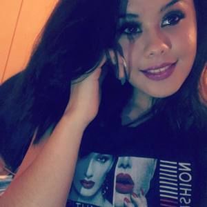 Meet your Posher, Mariela