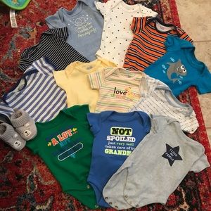 Boys 0-3 month onesie lot