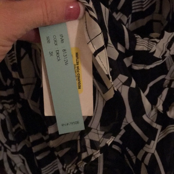 Brand new Belissimo long sleeve blouse. - Picture 3 of 3