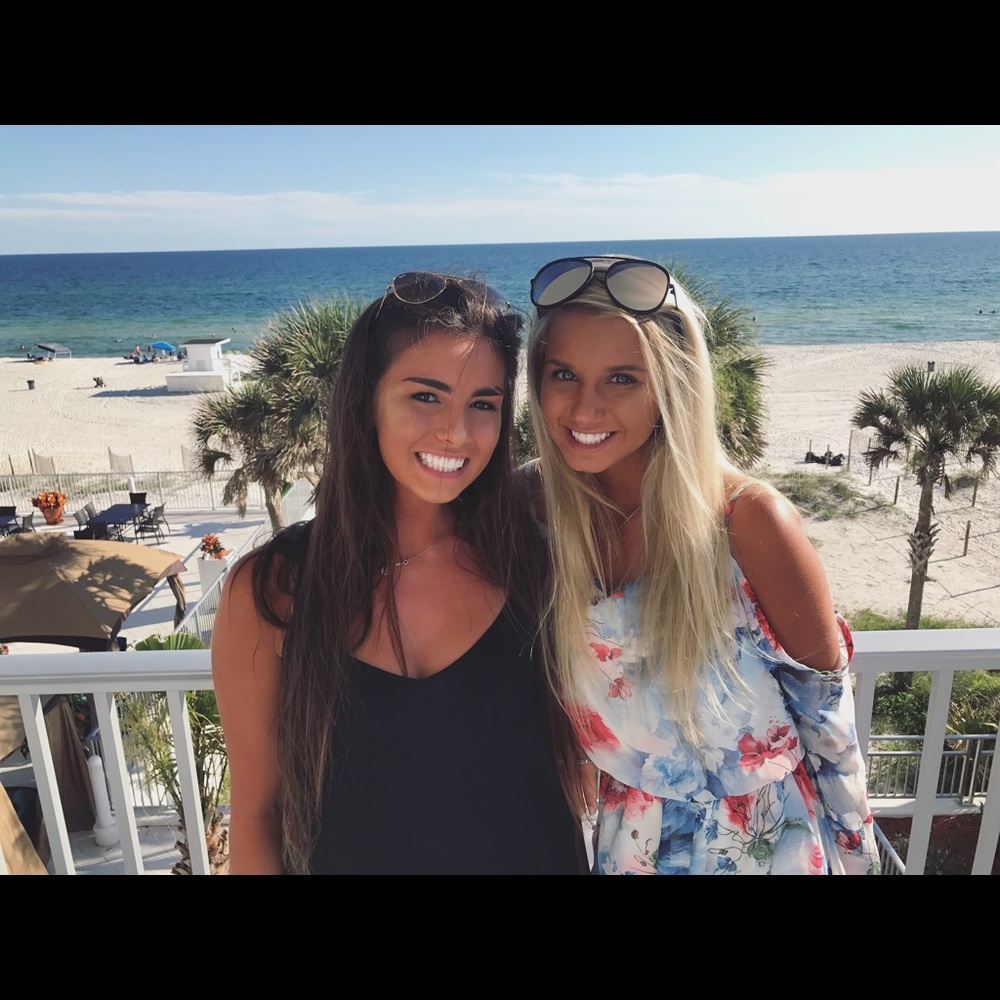 Meet your Posher, Zoie