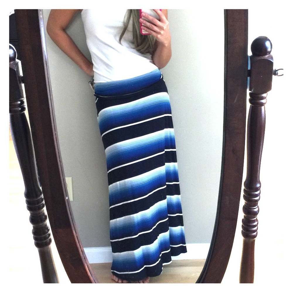 🎀Blue striped maxi skirt