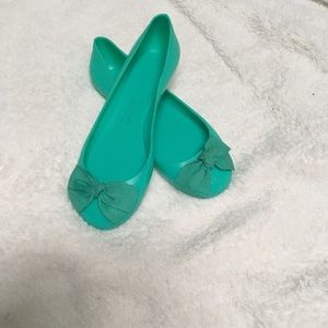 💛J. Crew mint green jelly flats