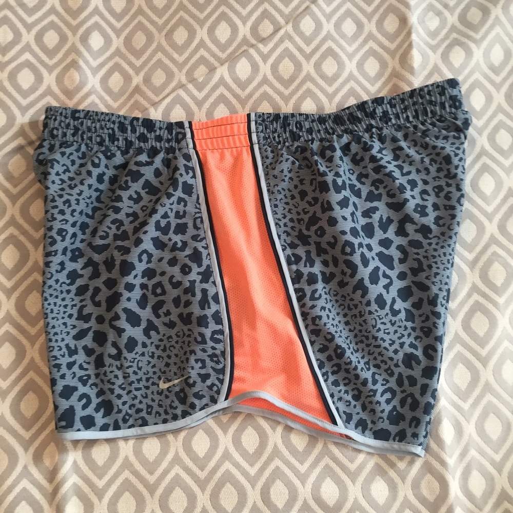 Nike running shorts NWT