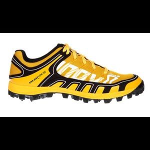 - Inov-8 Mudclaw 300 Men's shoes