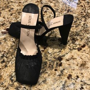 Louis Vuitton pumps