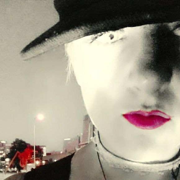 Meet your Posher, Megan - Picture 1 of 1