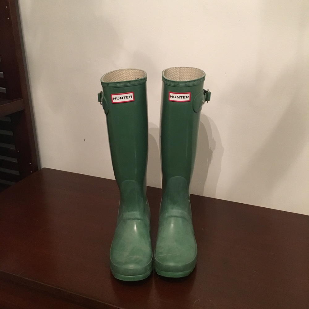 HUNTER rain boots