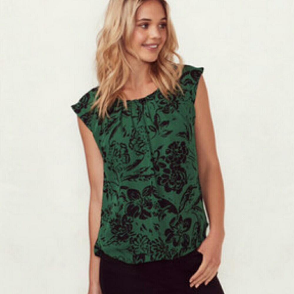 Lauren Conrad pleated blouse