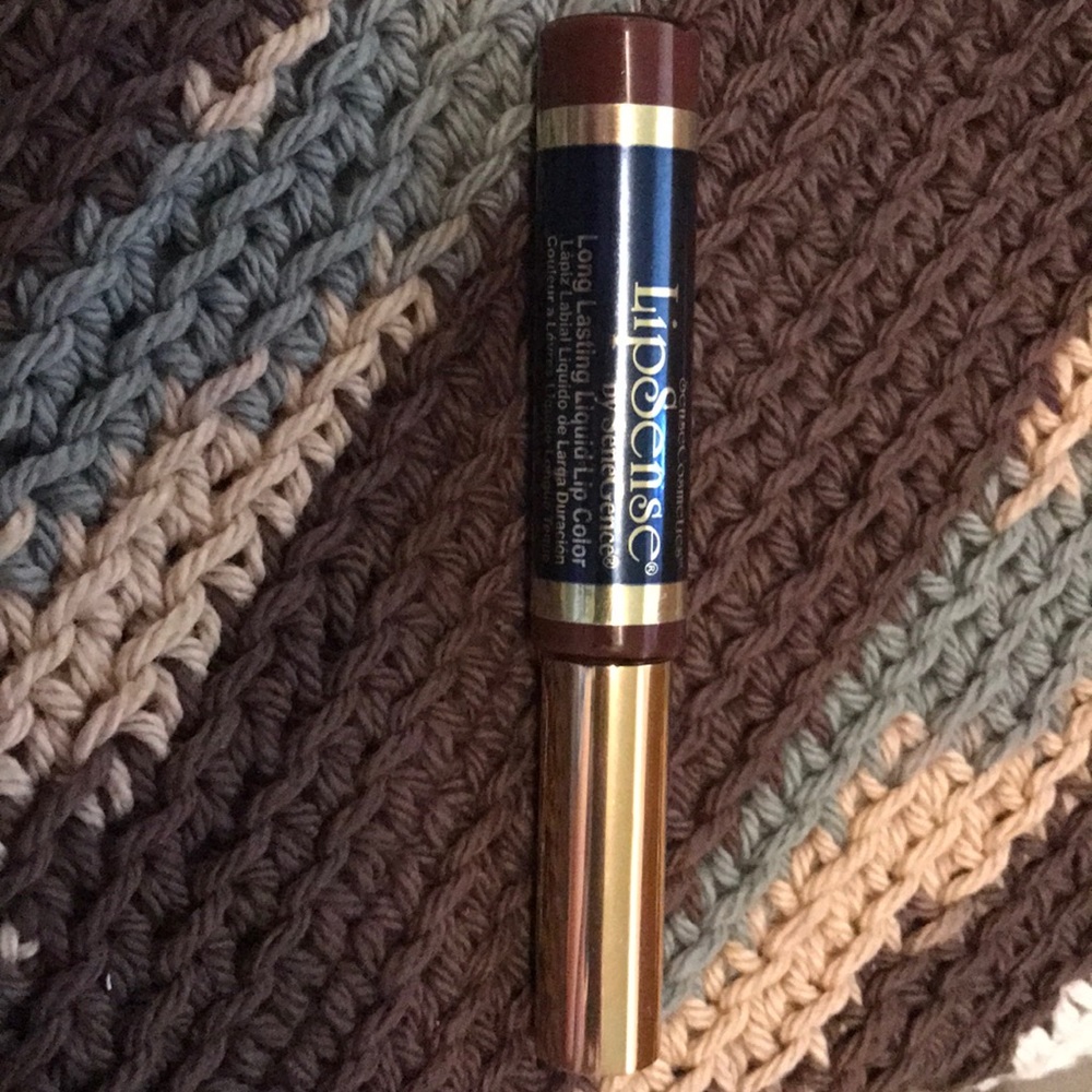 Senegence Lipsense in "Plum"