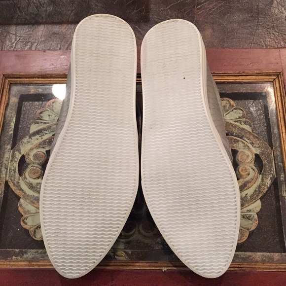 BCBGeneration GREY SLIP ON SNEAKERS. SIZE 8 - Picture 7 of 8