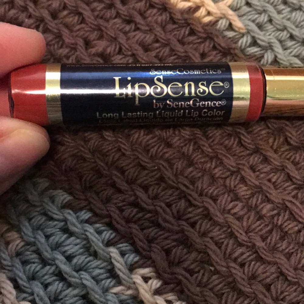 Senegence Lipsense in "Roseberry"