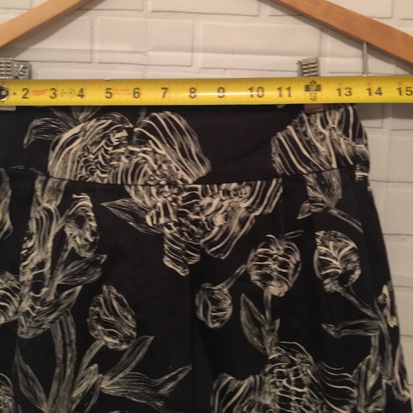 Beautiful Leifsdottir skirt - Picture 3 of 4