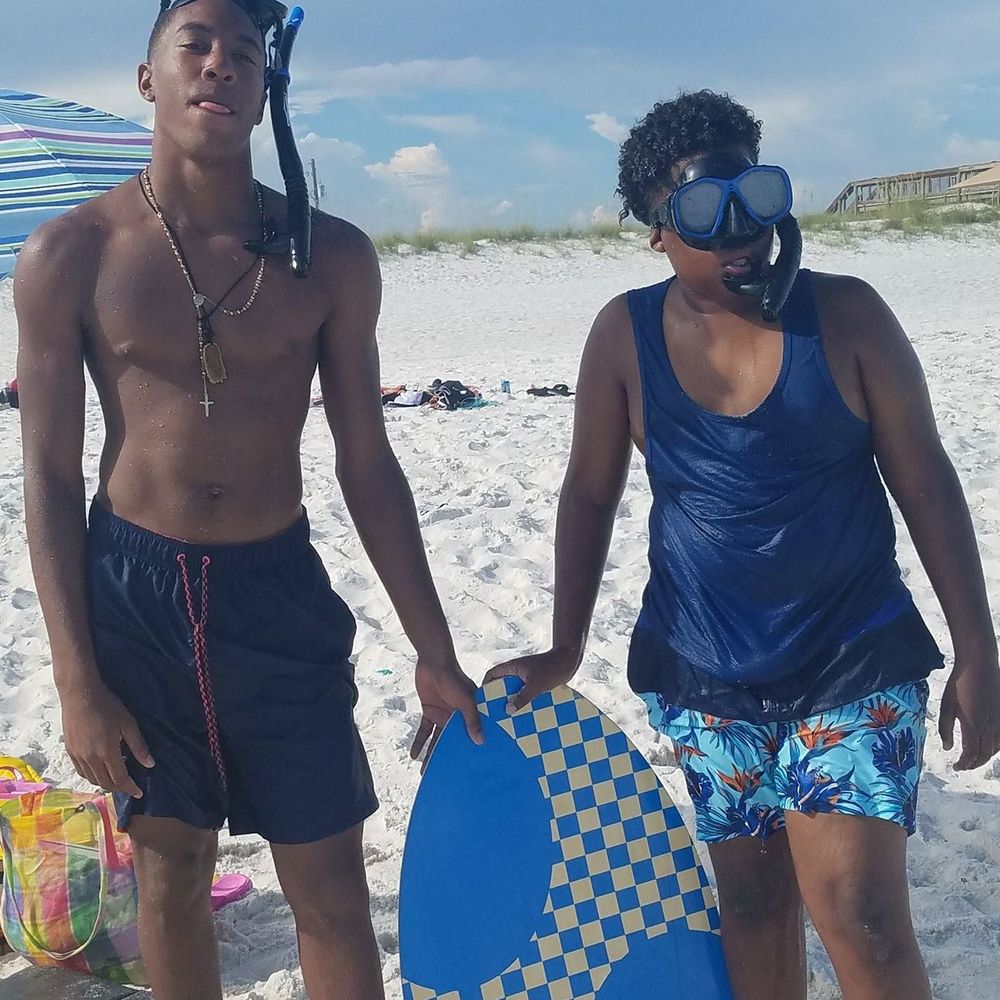 Meet your Posher, Elizabeth