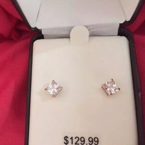 14 Ct earrings cute never worn