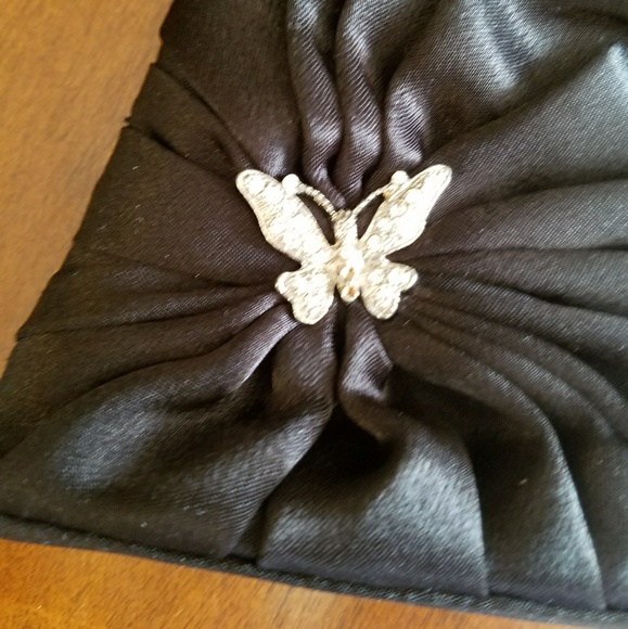 Satin Sandals & Evening bag - Picture 4 of 4