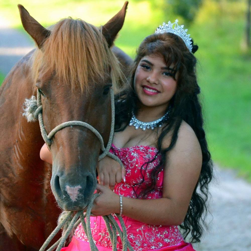 Meet your Posher, Abigail