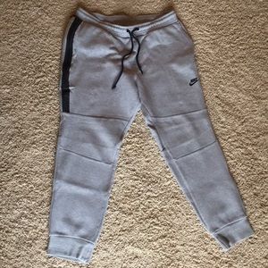 Nike TechFit sweatpants