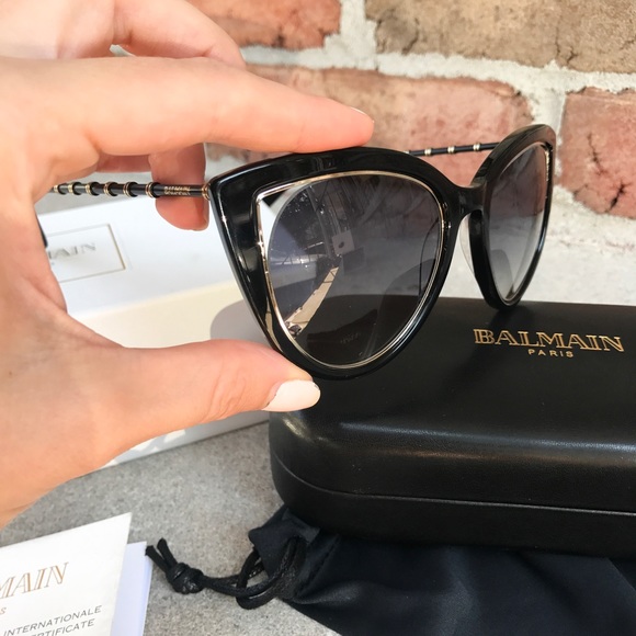 ❌SOLD OUT❌ Balmain Sunglasses - Picture 2 of 8