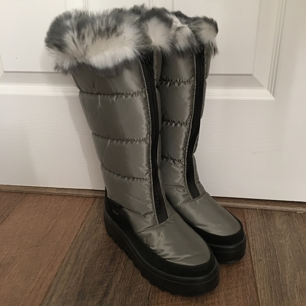 Tall winter boots by Pajar