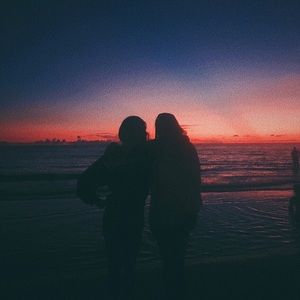 Meet your Posher, Avi