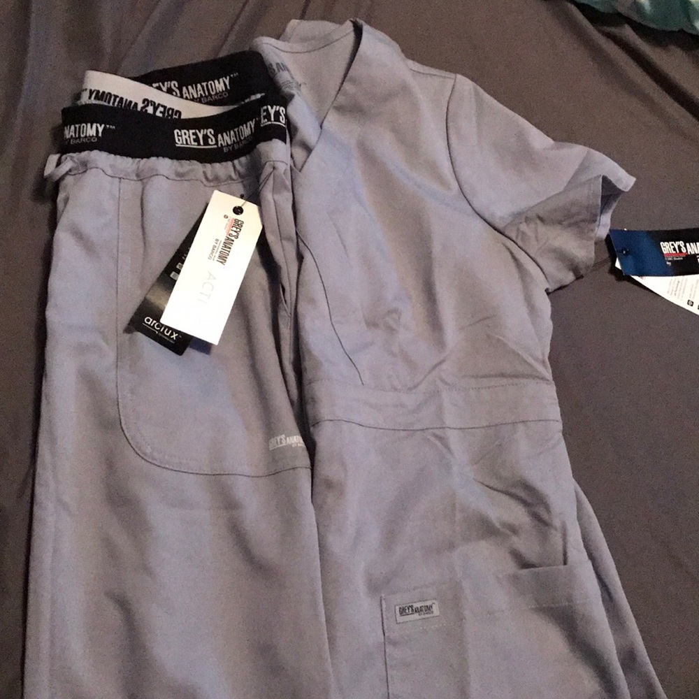 Greys anatomy scrub set
