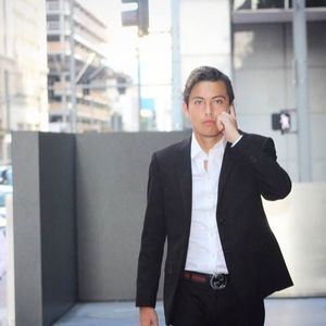 Meet your Posher, Moises