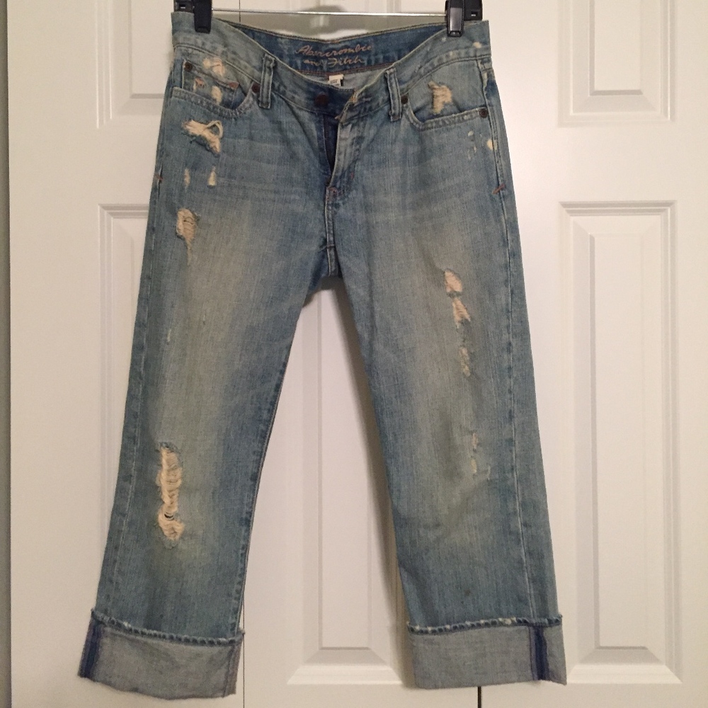 Abercrombie & Fitch Cropped Jeans