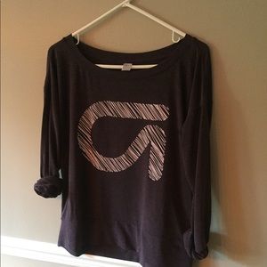 GAP fit long sleeve breathe top.
