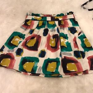 High wasted patterned skirt