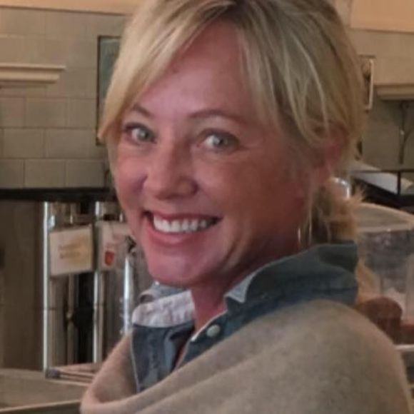 Meet your Posher, Karin - Picture 1 of 1