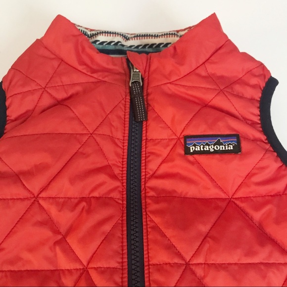 🎉SOLD🎉Patagonia reversible puff ball vest - Picture 2 of 5
