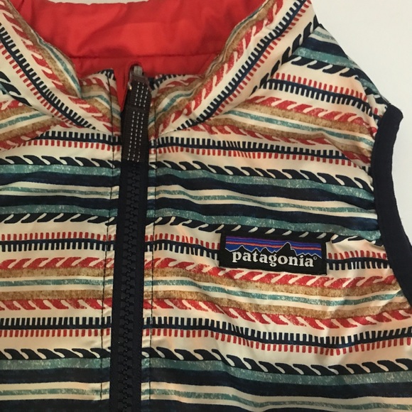 🎉SOLD🎉Patagonia reversible puff ball vest - Picture 5 of 5
