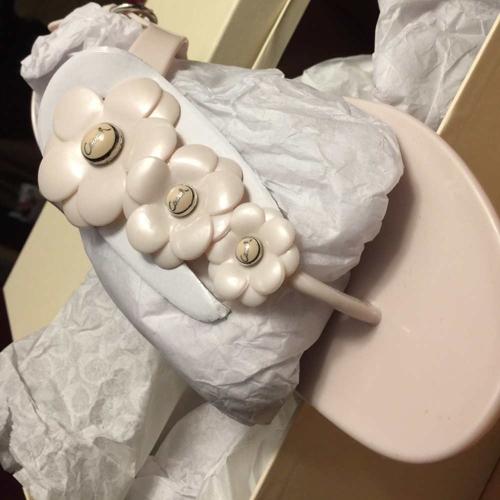 Coach Pearlized jelly sandles