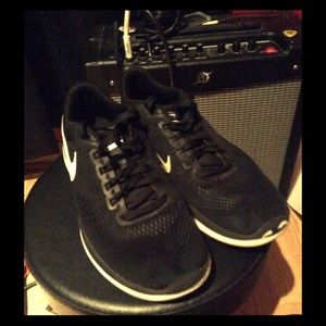 Nike flex 2016 running shoes