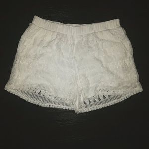 Perfect White shorts