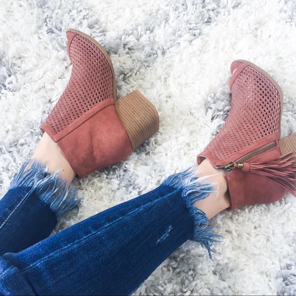 Distressed Denim Jeans - Picture 8 of 8