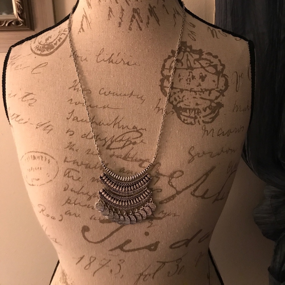 SIlver toned coin necklace