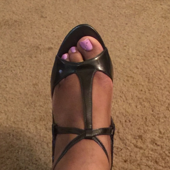 Faux Snake and Charcoal Grey Heels - Picture 2 of 6