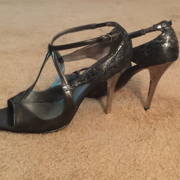 Faux Snake and Charcoal Grey Heels - Picture 3 of 6