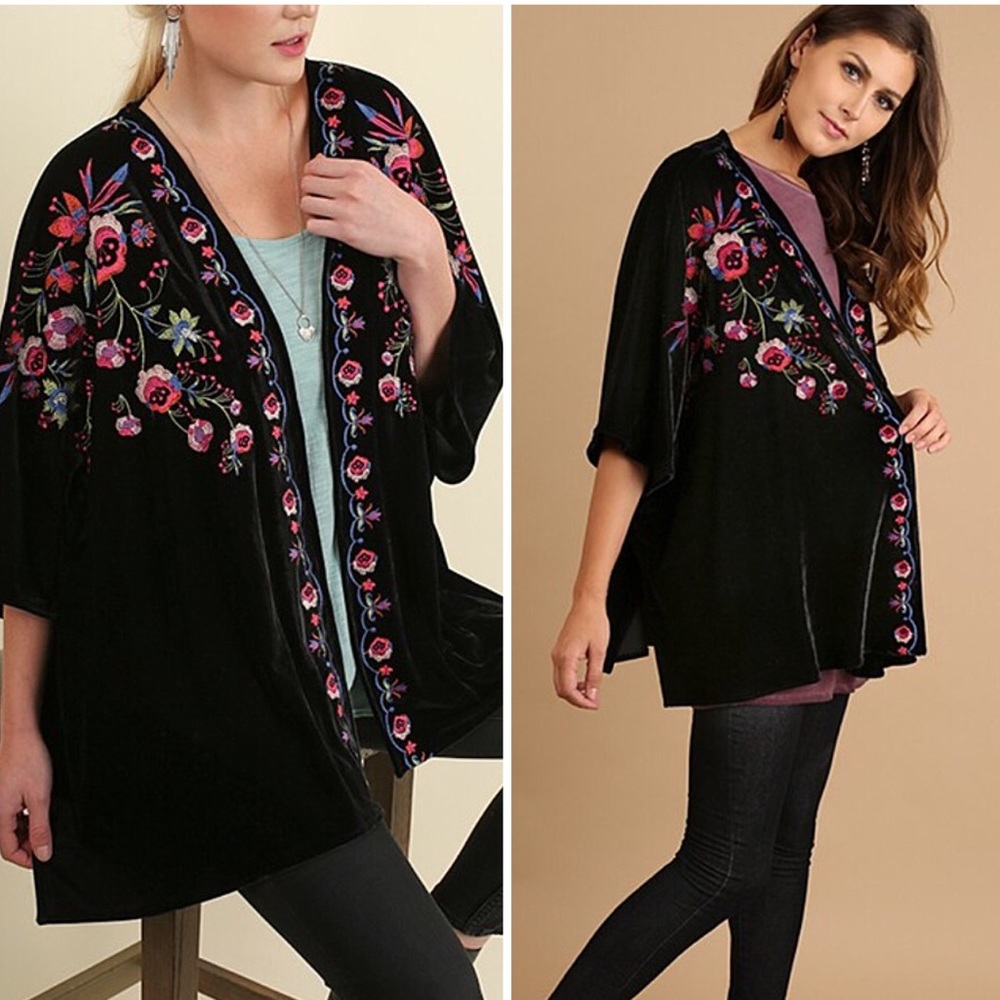 🔥LAST ONE🔥 UMGEE Open Front Velvet Kimono