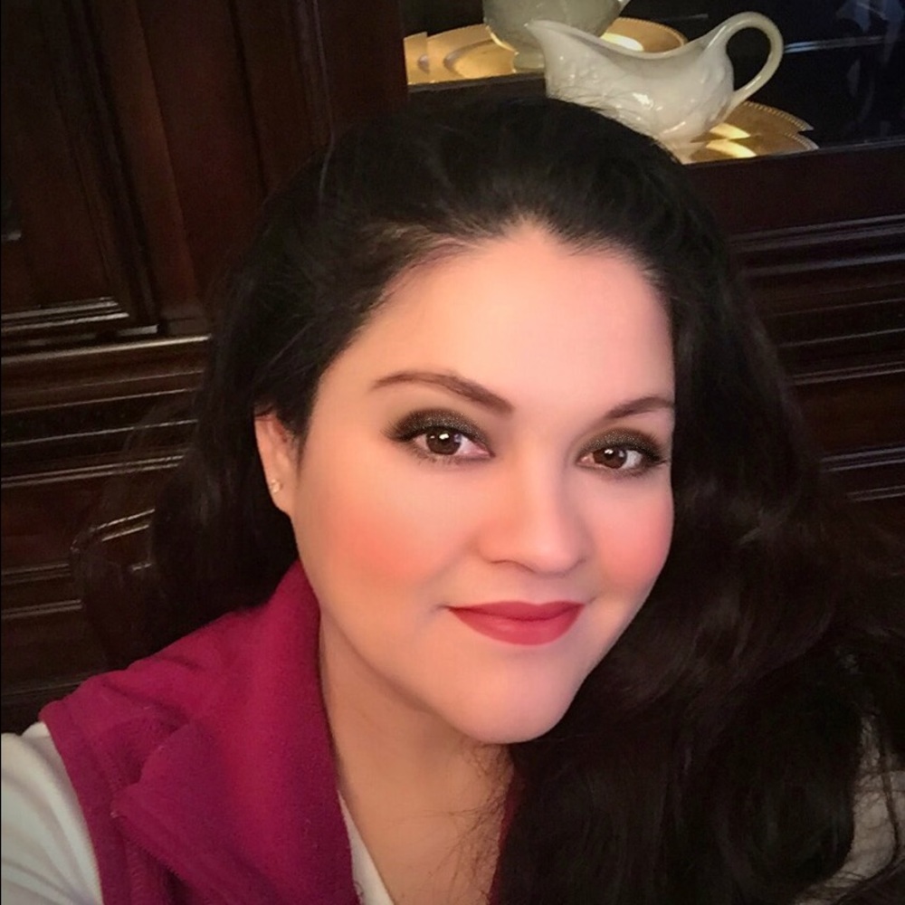 Meet your Posher, Luz