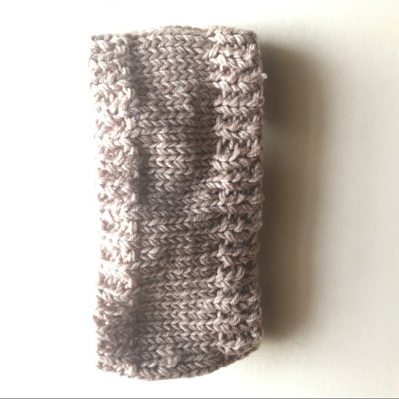 Winter Bow Headband 🎀 - Picture 2 of 4