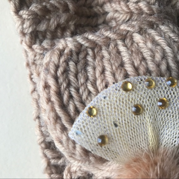 Winter Bow Headband 🎀 - Picture 4 of 4