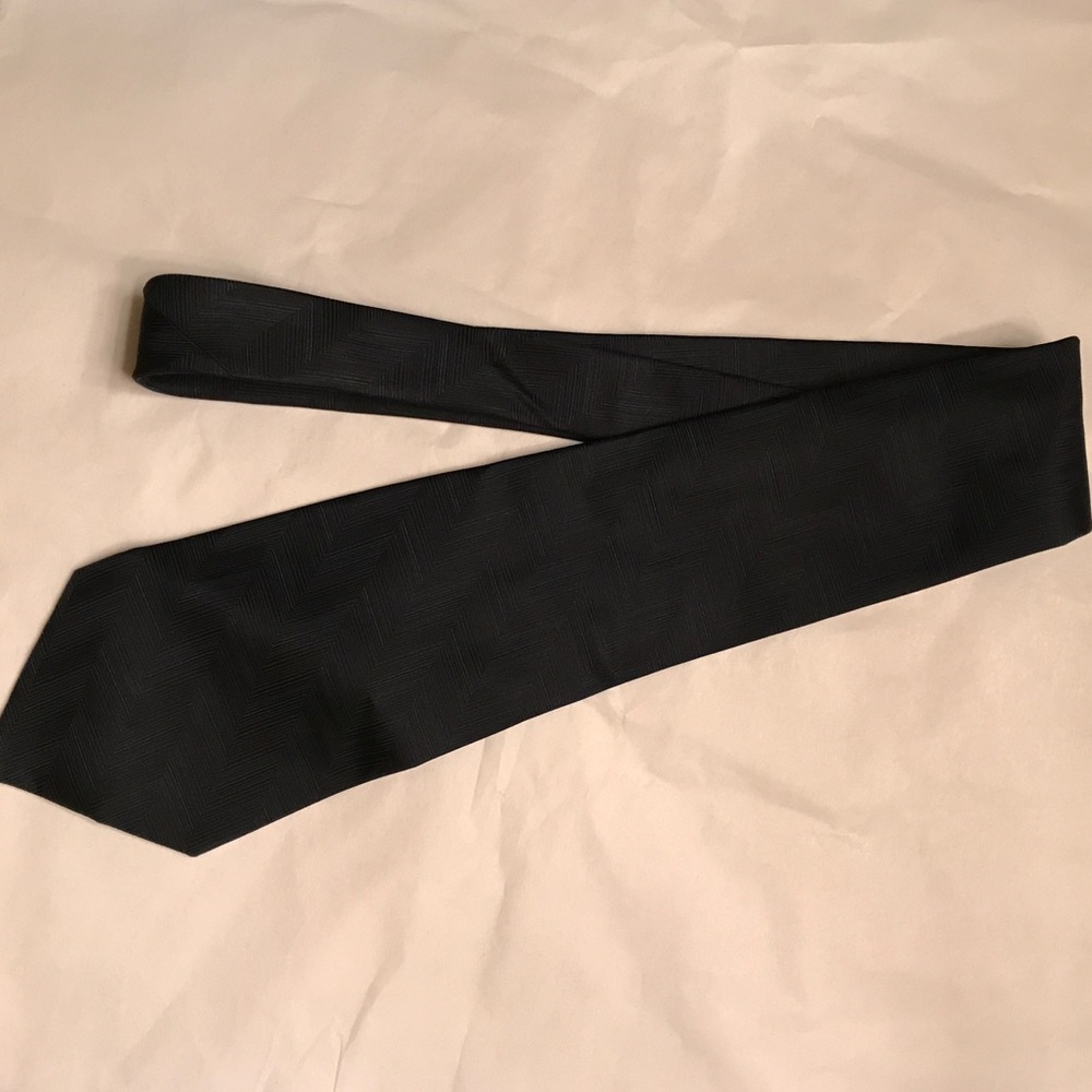 ❌CLEARANCE❌ Navy/black men's dress tie