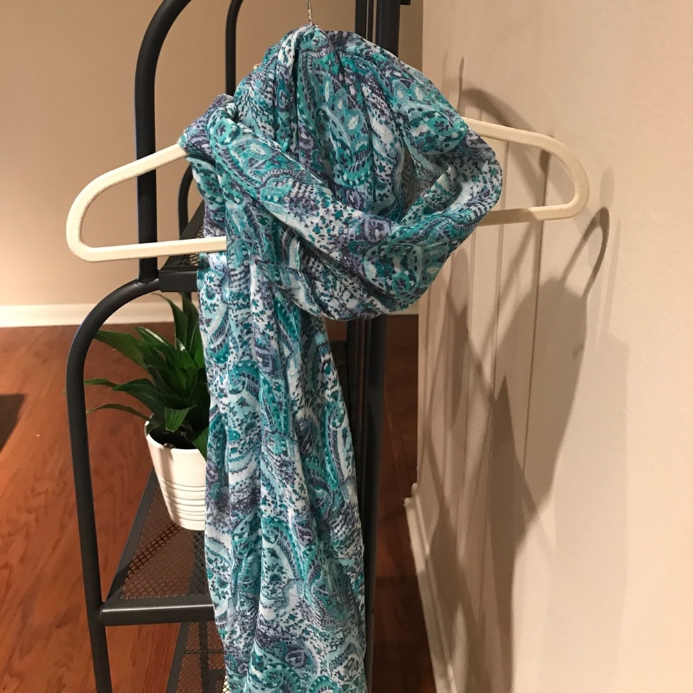Blue Patterned Fashion Scarf
